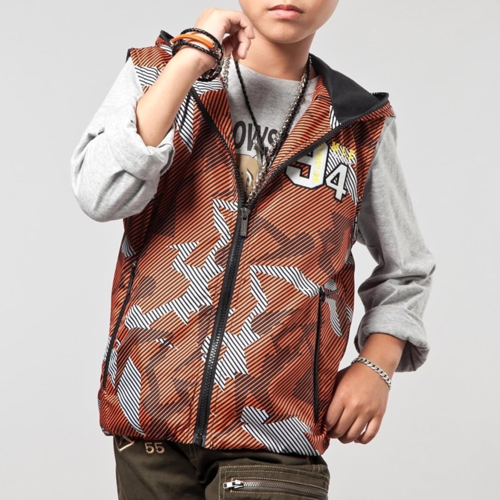 NWT Meilonger Boys size 5 Hooded Vest